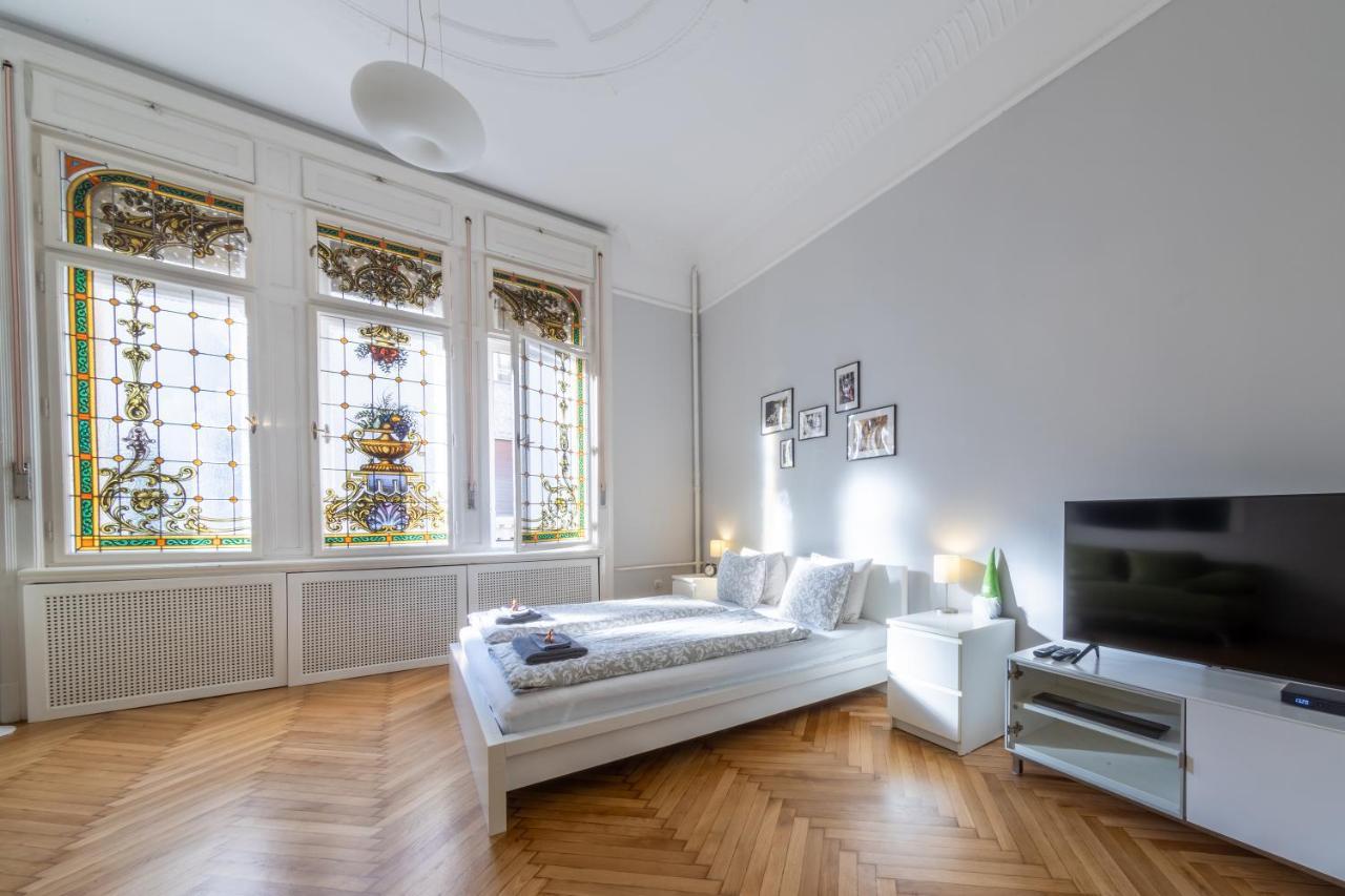 Elisabeth Apartment On Vaci Street Budapest Eksteriør billede