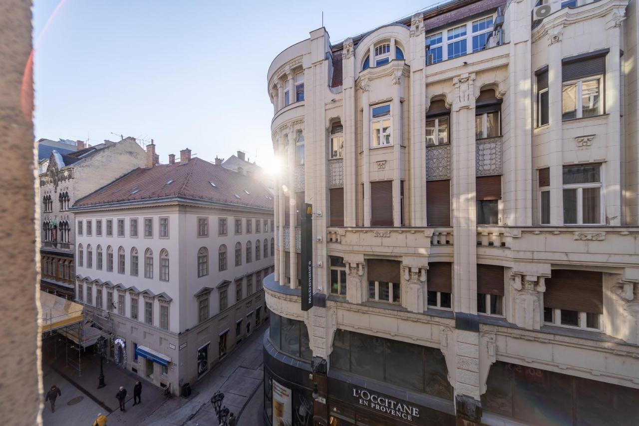 Elisabeth Apartment On Vaci Street Budapest Eksteriør billede
